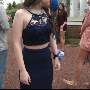 Navy blue two piece prom dress 💙